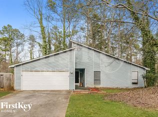 446 Ridgetop Dr NW, Acworth, GA 30102