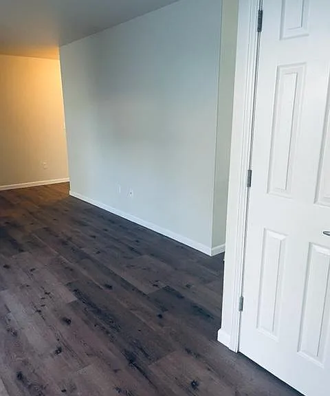921 N 24th Ave #7 — Photo 3