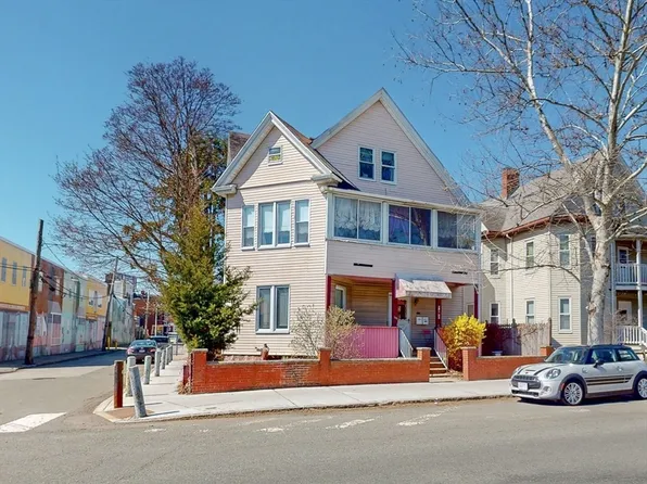 128 Elm St, Cambridge, MA 02140