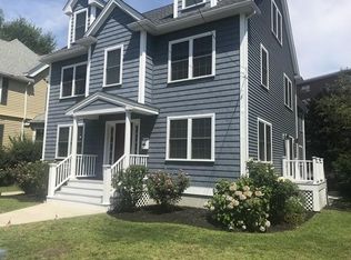 13 Chestnut St #13, Arlington, MA 02474
