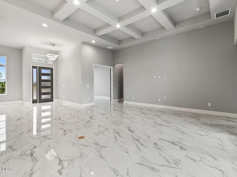 29 Coronado Rd — Photo 10