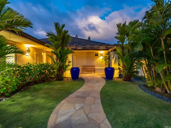 1015 Koko Kai Pl, Honolulu, HI 96825