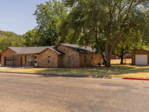 202 W 11th St, Wheeler, TX 79096