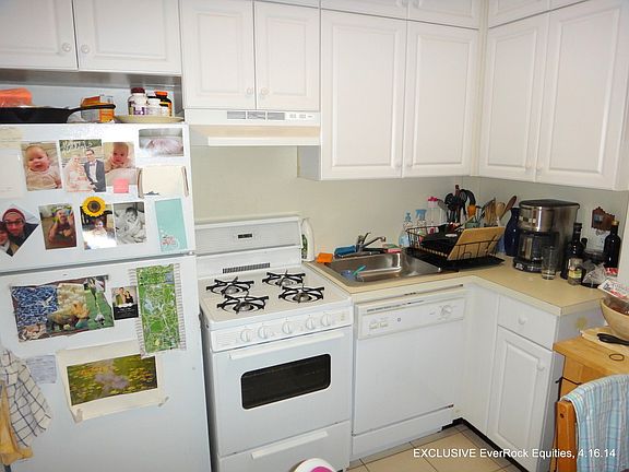 4th image of 225 W 71st St APT 53