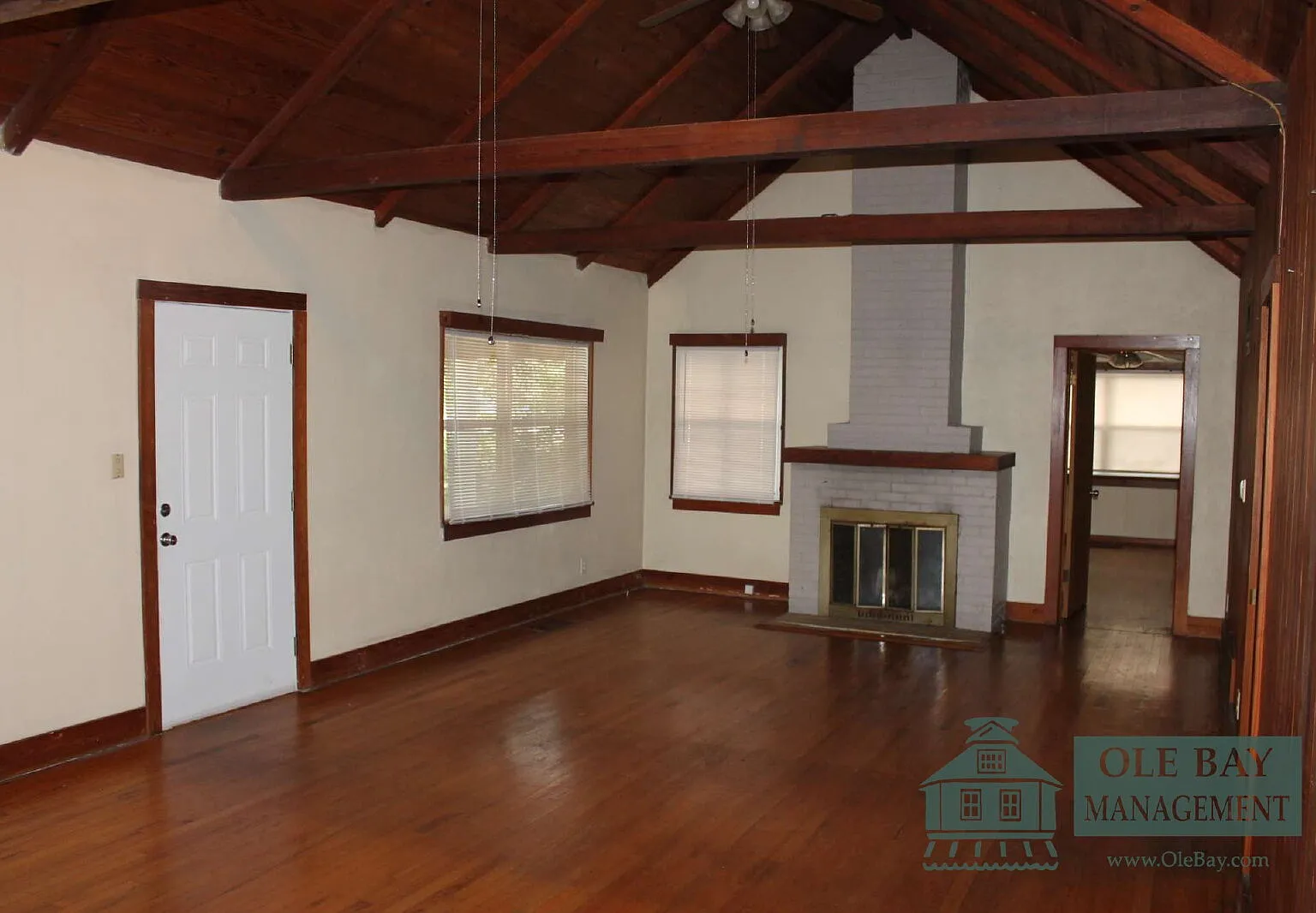 3 bed, 2.0 bath, $1,600 — Photo 3