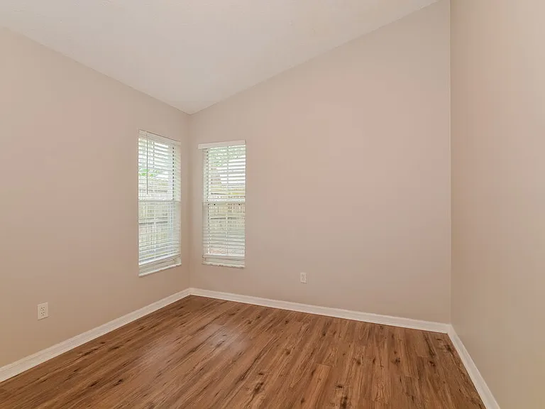 957 Piedmont Oaks Dr — Photo 13