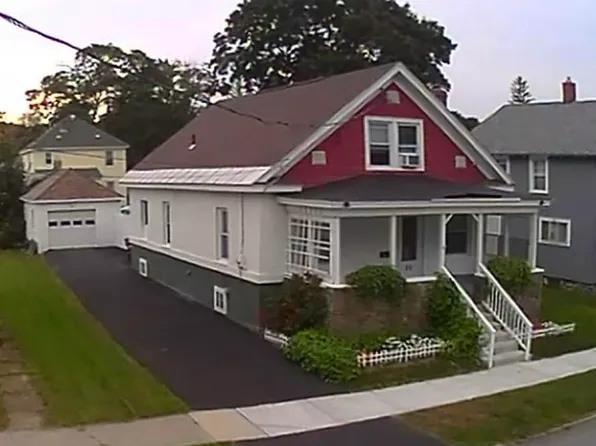 22 Spruce Street, Gloversville, NY 12078