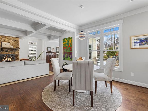 4th image of 6618 Gordon Ave