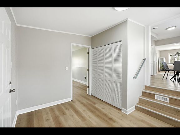 4th image of 2723 Grand Blvd