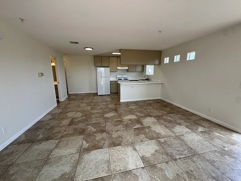 228 Imperial Beach Blvd #D — Photo 19