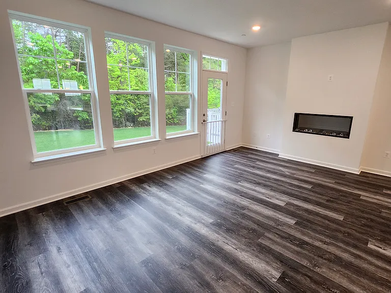 5914 Monk Ave — Photo 32