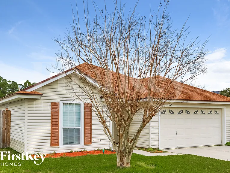 2942 Biloxi Trl — Photo 2