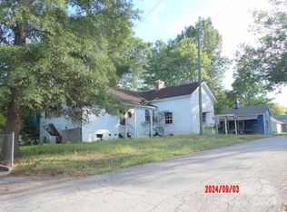 544 6th St, Chester, SC 29706