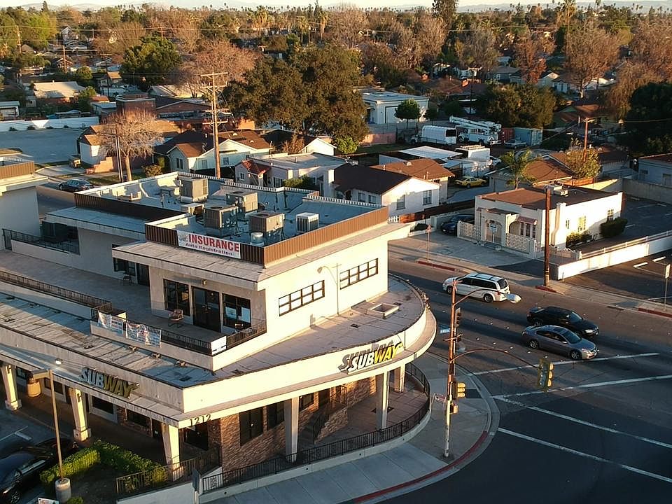 2nd image of 490 W Orange Grove Ave