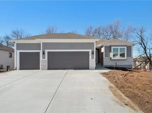 25352 W 148th St, Olathe, KS 66061