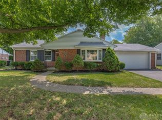 3906 Strathmoor Dr, Dayton, OH 45429