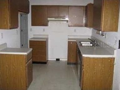 3rd image of 5580 Hinson Ave
