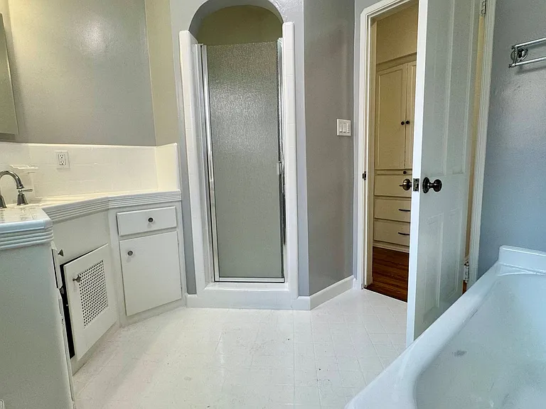 3513 S Sycamore Ave — Photo 16