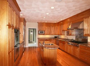 78 Blossom Rd, Windham, NH 03087