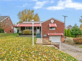 246 Kentucky Dr, Lower Burrell, PA 15068