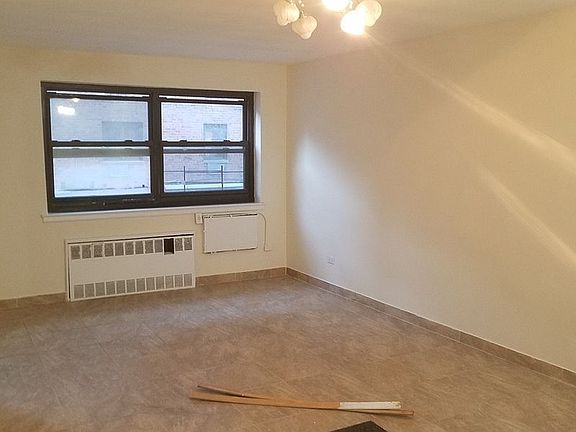 4th image of 9431 60th Ave APT 1J