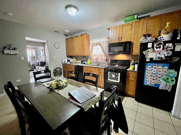 2nd image of 1428 S 51st Ave