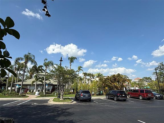 2nd image of 4024 Breakview Dr #105