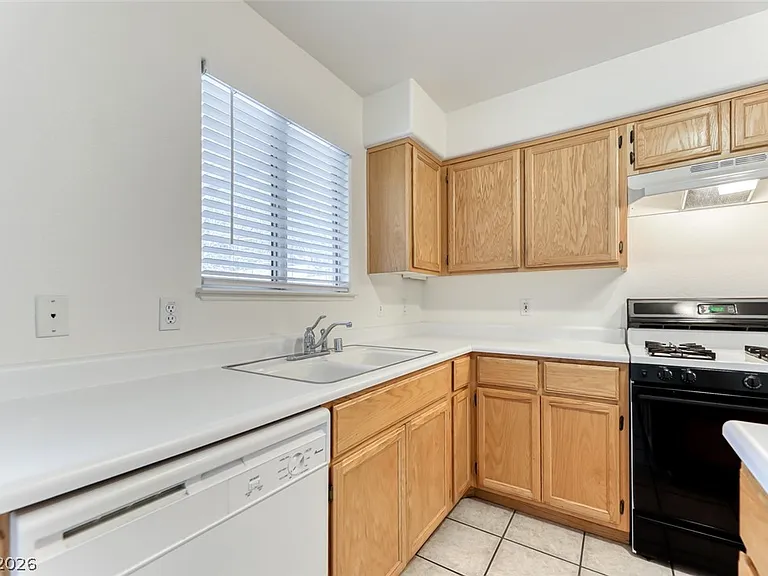 7537 Maiden Run Ave — Photo 12