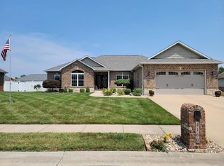 4160 Addiston Dr, Swansea, IL 62226