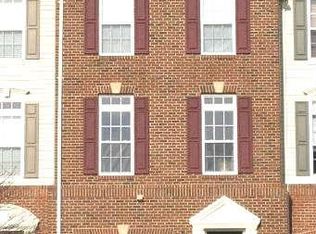 2963 Huntington Grove Sq, Alexandria, VA 22306