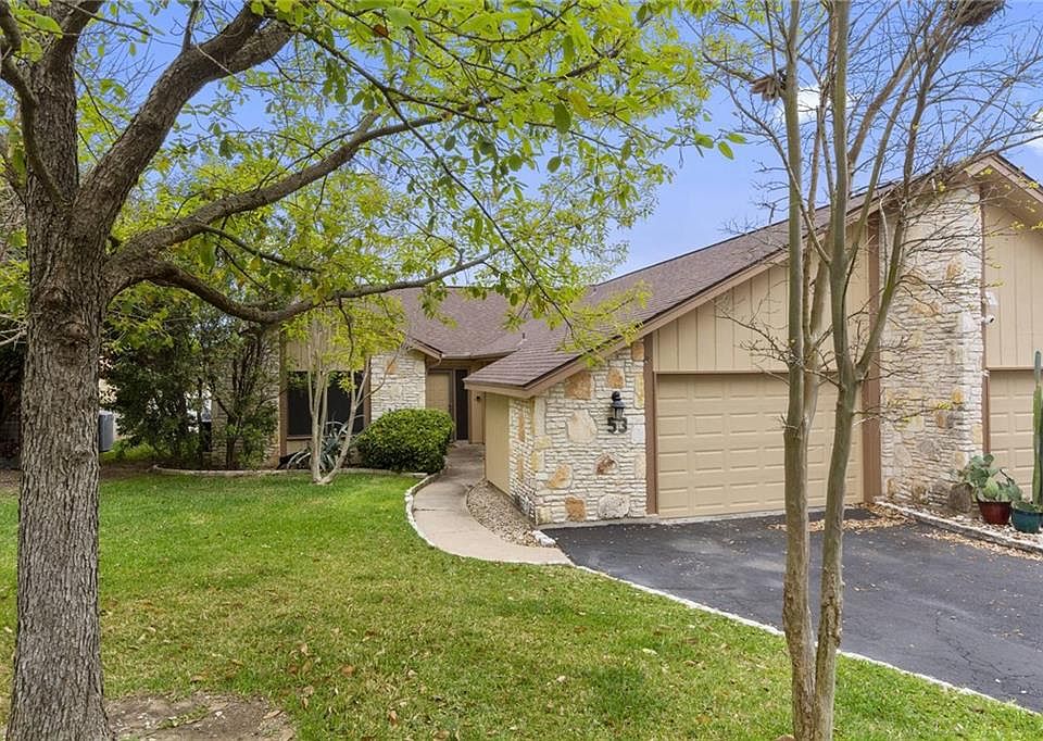 1st image of 53 Oaks Pl