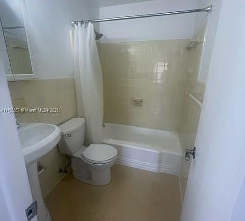 5th image of 100 Madeira Ave #118-3