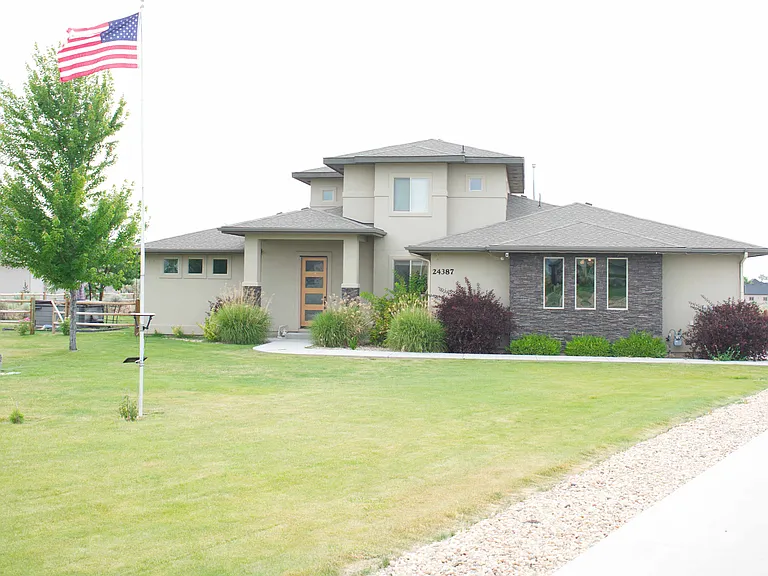 24387 Tombstone Ridge Ct — Photo 2