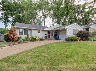 424 Forest Green Dr, Saint Louis, MO