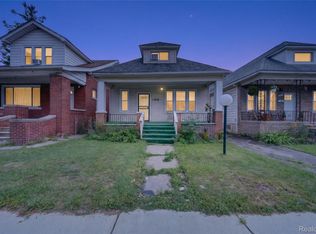 3844 Caniff St, Hamtramck, MI 48212