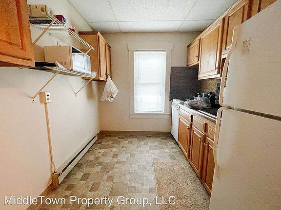 3rd image of 1924 W Jackson St #11663492