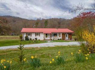 1165 W Old Murphy Rd, Franklin, NC 28734