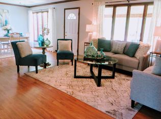 6 Twin Creek Rd, Poquoson, VA 23662