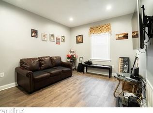 90 2nd St #1, Cambridge, MA 02141