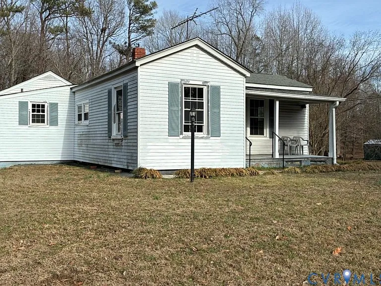 12021 Greenwood Rd — Photo 3