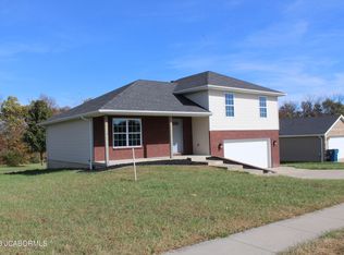 160 Saturn St, Holts Summit, MO 65043