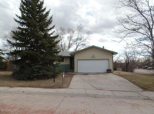 5100 Tappan Ct, Gillette, WY 82718