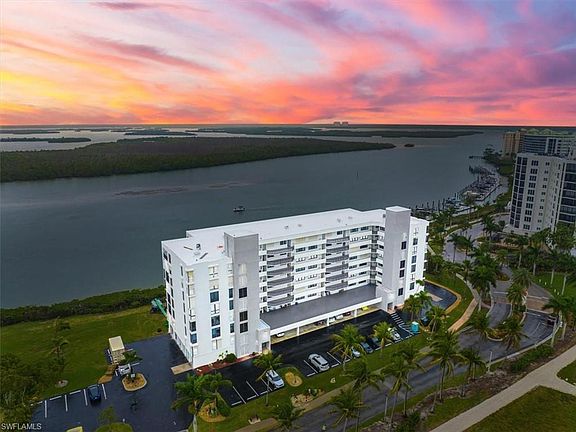 2nd image of 4203 Bay Beach LN #5D