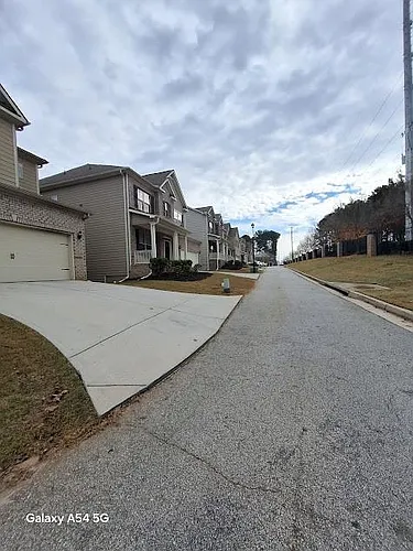 2034 Britt Dr Photo 1
