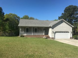 639 Lakeridge Dr, Cameron, NC 28326