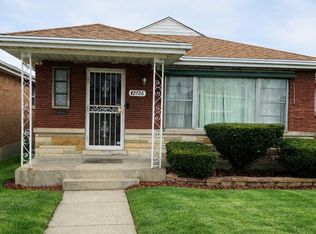 12726 S Justine St, Calumet Park, IL