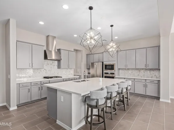 14095 W CRABAPPLE Drive, Surprise, AZ 85387