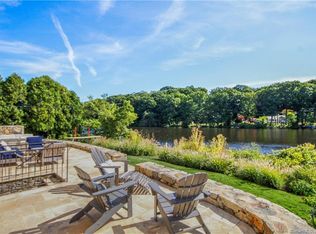 95 Valley Rd #B, Cos Cob, CT 06807