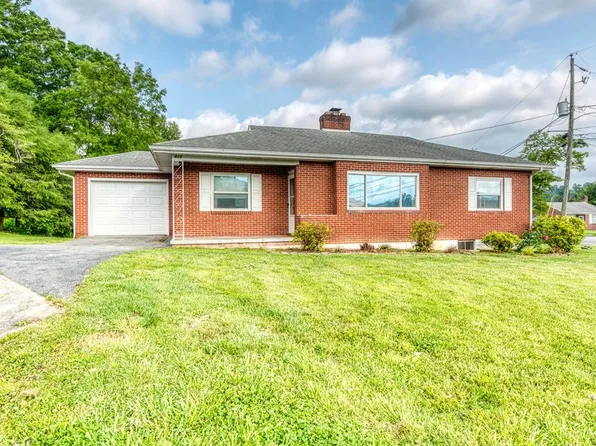 833 Mountain View Dr, Marion, VA 24354