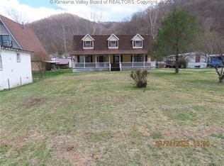 658 Campbells Creek Dr, Charleston, WV 25306